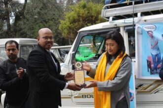 District Collector Gyalshing Ms.Yishey D Yongda flagged off and formally inaugurated District level Financial Literacy Week 2023